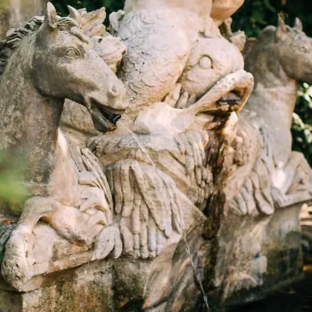 Gasthof Chateau De Roquelune