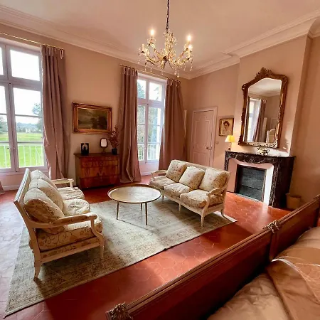 Chateau De Roquelune Guest house *