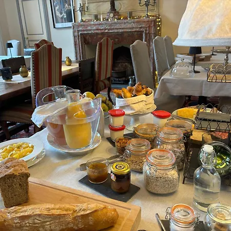 Chateau De Roquelune 4*