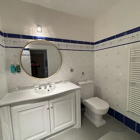 Gasthof Chateau De Roquelune